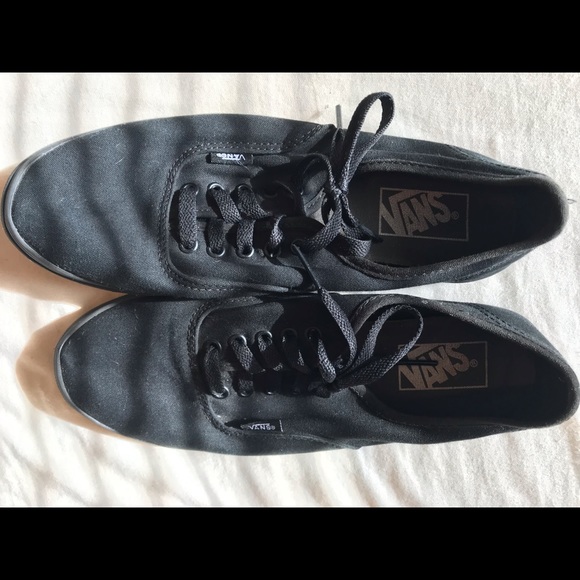 Vans shoes - Picture 1 of 4